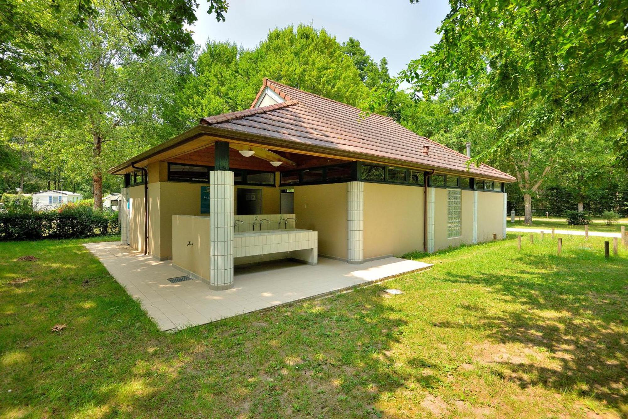 Camping Etang De La Vallee Combreux Kültér fotó