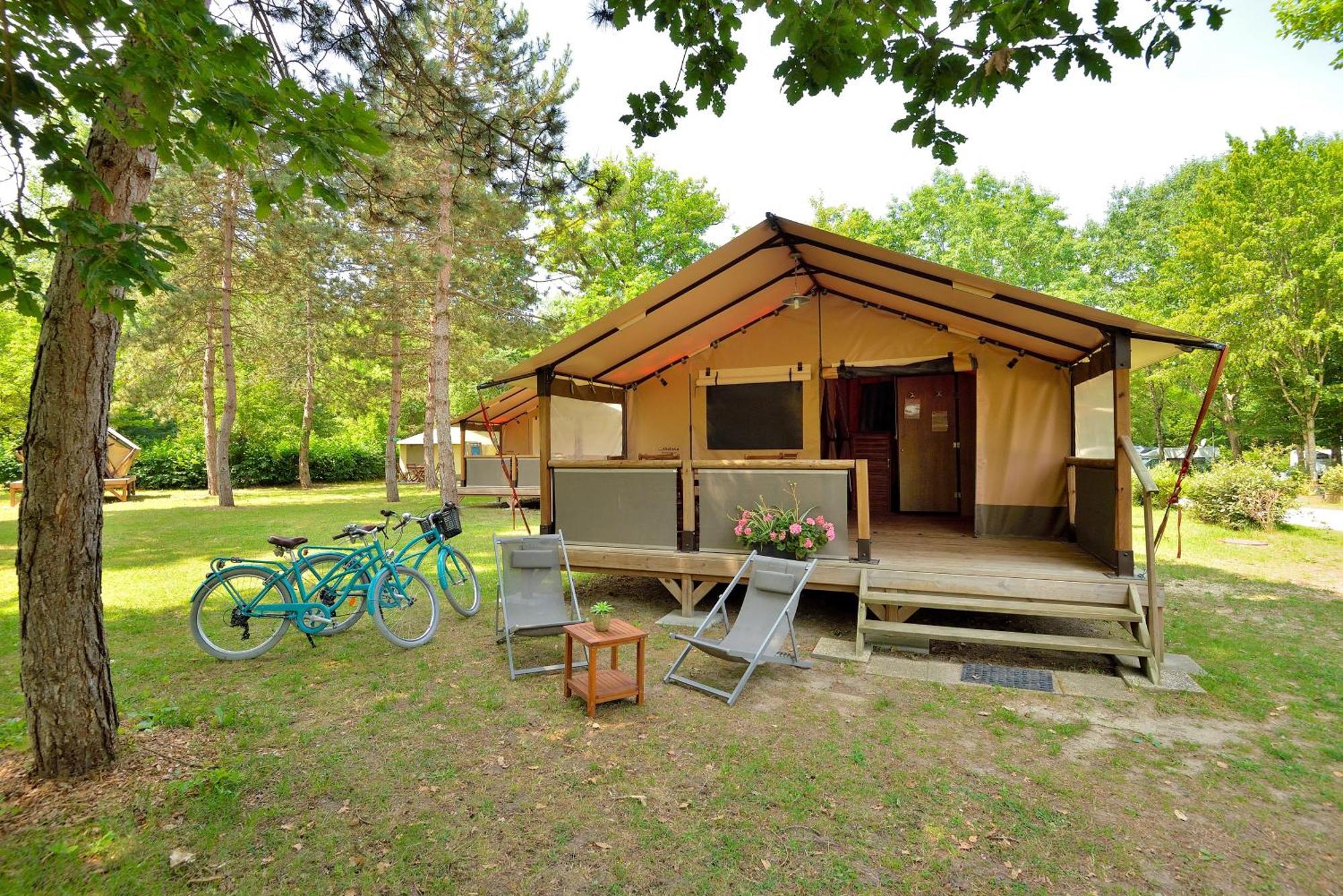 Camping Etang De La Vallee Combreux Kültér fotó