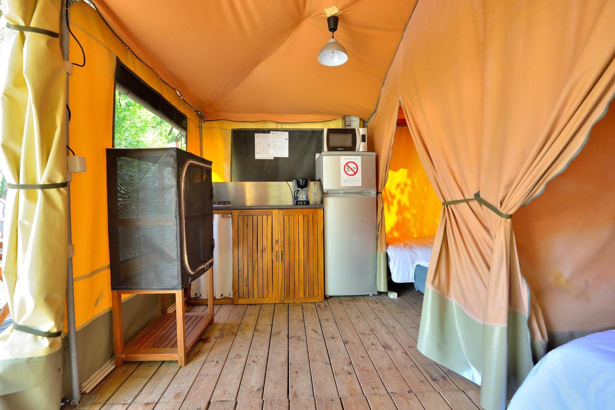 Camping Etang De La Vallee Combreux Szoba fotó