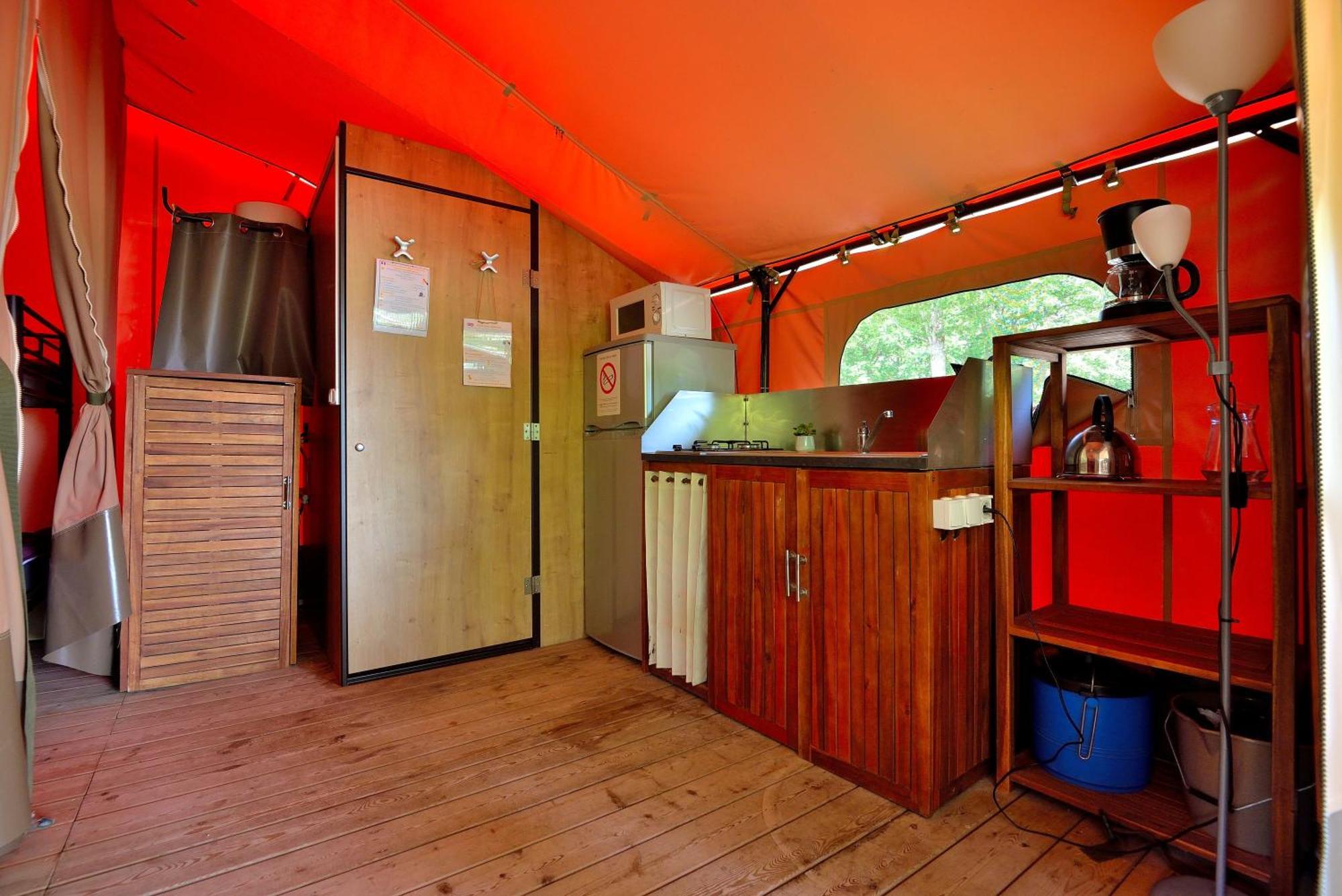 Camping Etang De La Vallee Combreux Szoba fotó