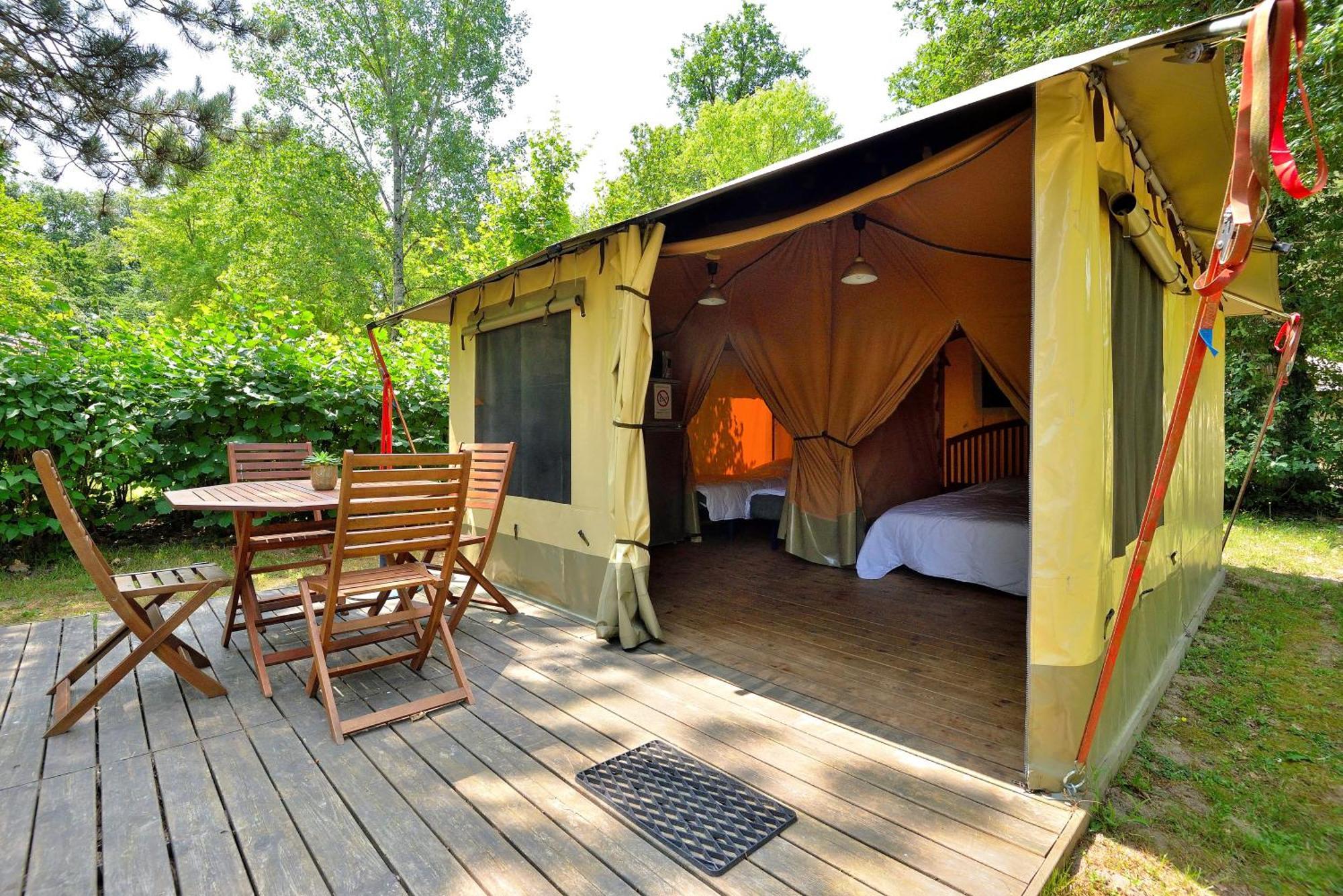 Camping Etang De La Vallee Combreux Szoba fotó