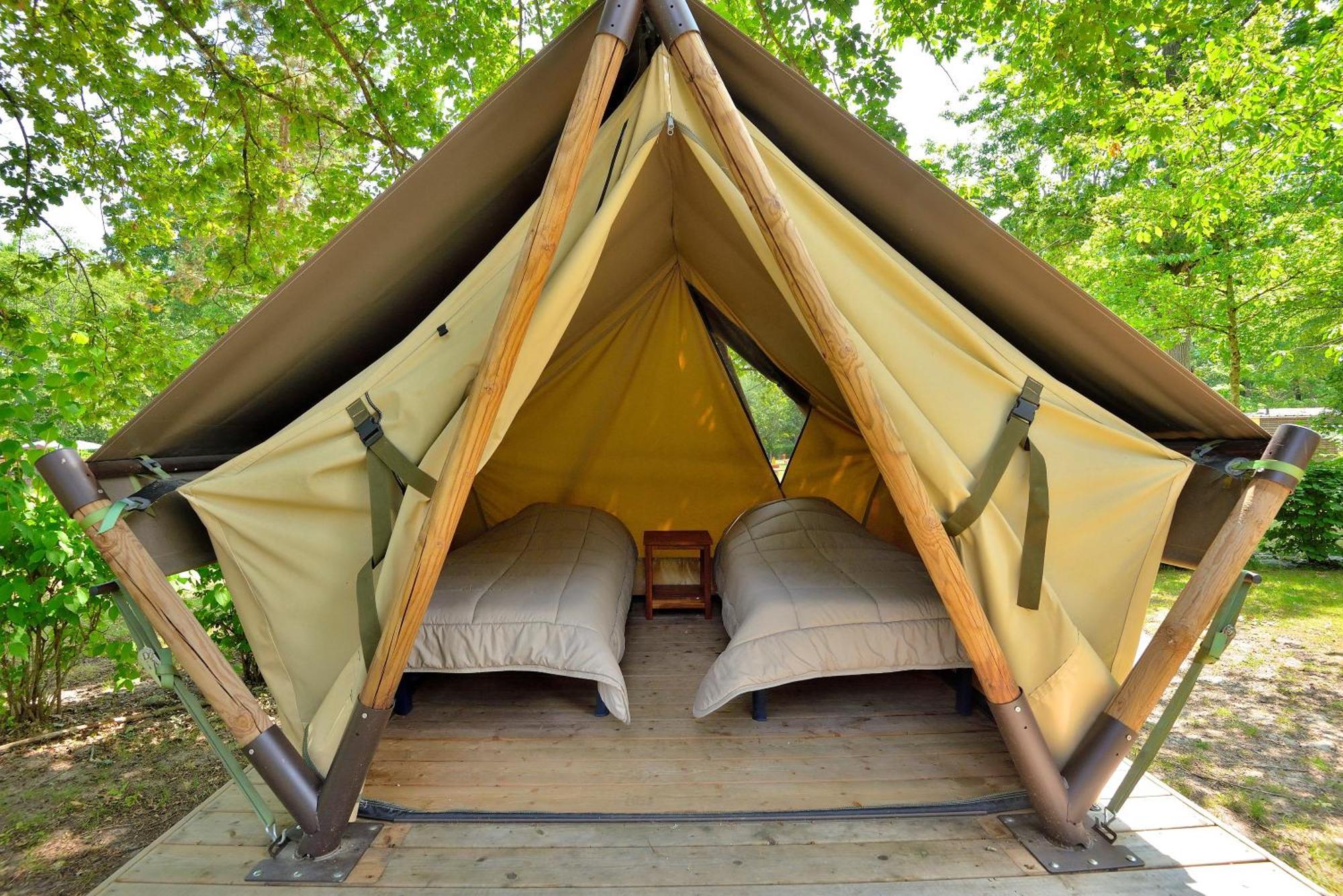 Camping Etang De La Vallee Combreux Szoba fotó